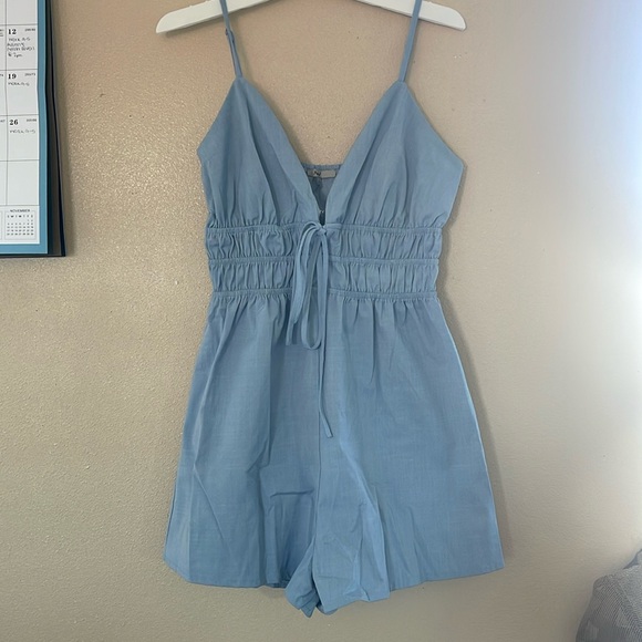 Baby blue ruched romper - Picture 1 of 2